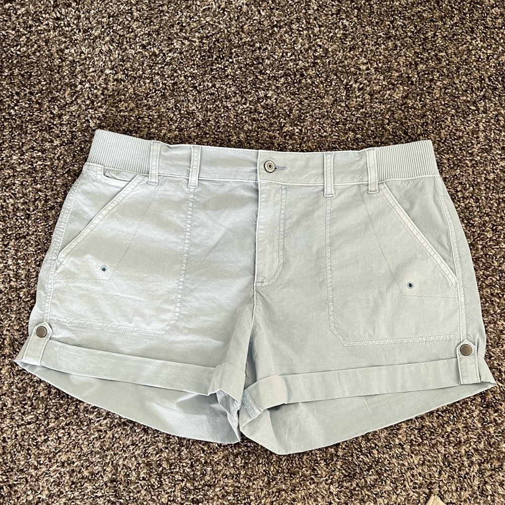 AMERICAN EAGLE CARGO POCKET SHORTS